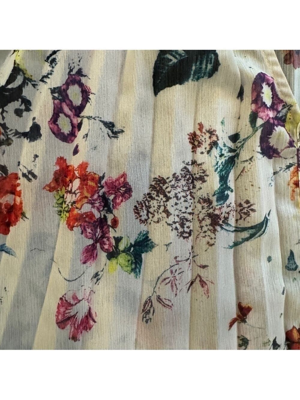 Bishop + Young Accordion Pleated Sheer Floral Blouse Size Small - Picture 4 of 16